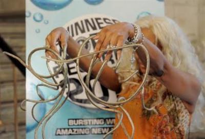  -                     ǡ  ..