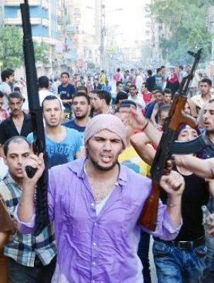 - وسط ترقب وقلق في صفوف الإسلاميين وتحفز في صفوف المعارضة لإسقاط الإخوان، دخلت مصر أمس «حنة الخروف»، على حد تسمية شباب الثورة، في بداية العد التنازلي ليوم ..